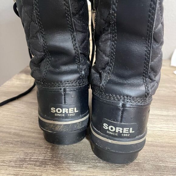Sorel Women’s 8 Black Tofino II Lace Up Faux Fur Boots - Picture 5 of 8
